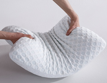 Pillow determines the quality of sleep!