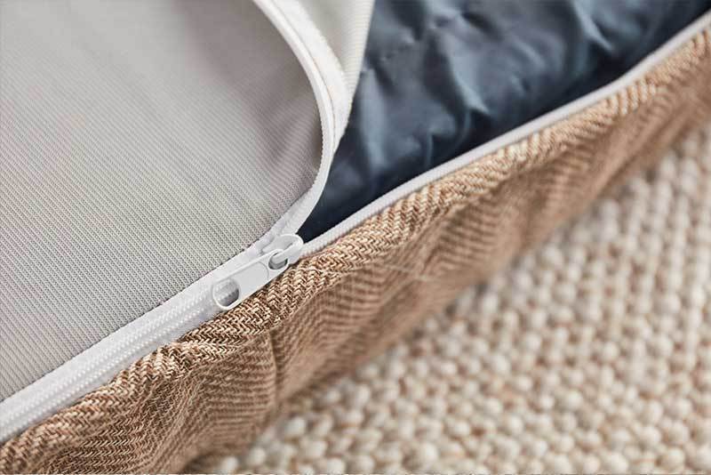 Memory foam pet bed